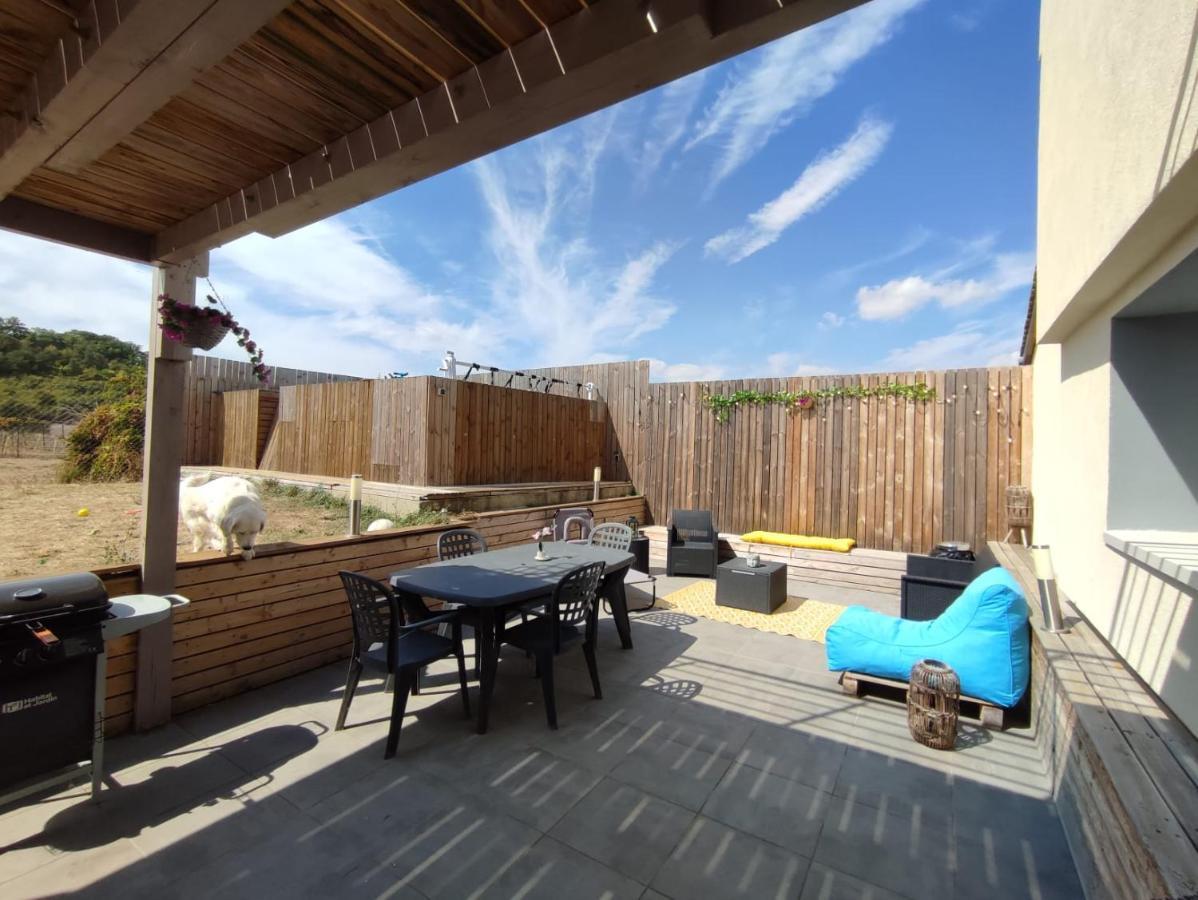 Appartement 100M2, Independant Dans Notre Maison Garennes-sur-Eure المظهر الخارجي الصورة