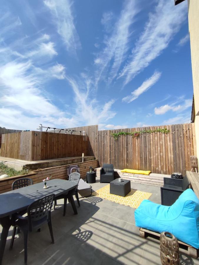 Appartement 100M2, Independant Dans Notre Maison Garennes-sur-Eure المظهر الخارجي الصورة