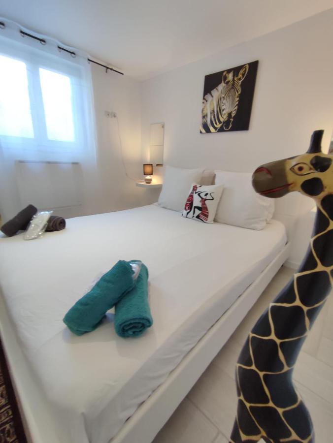 Appartement 100M2, Independant Dans Notre Maison Garennes-sur-Eure المظهر الخارجي الصورة