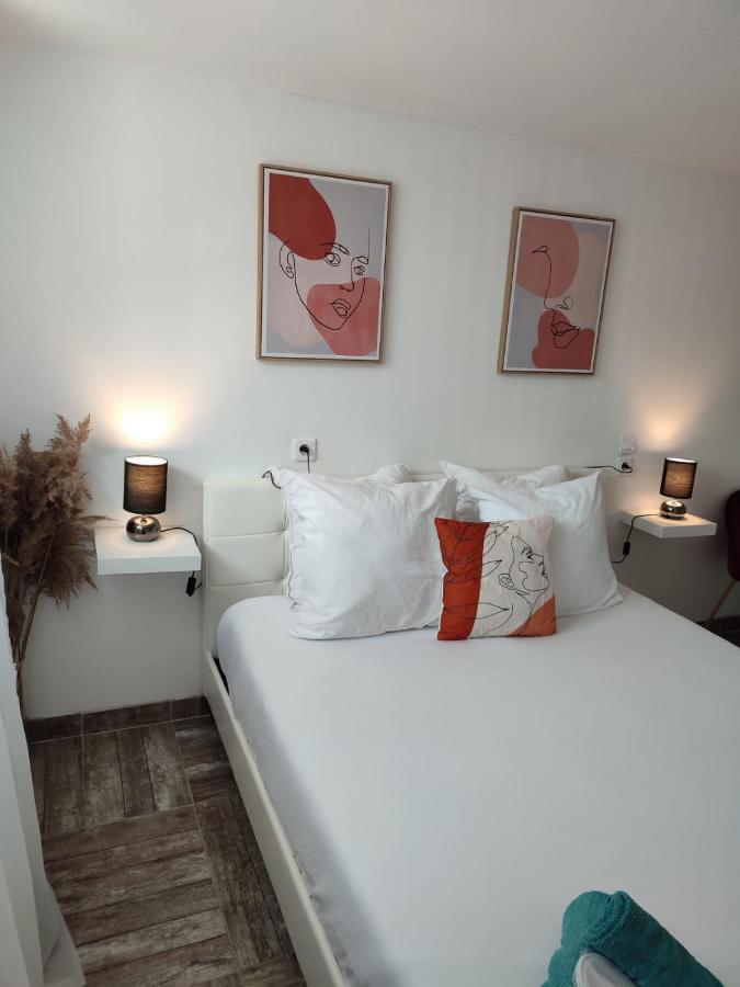 Appartement 100M2, Independant Dans Notre Maison Garennes-sur-Eure المظهر الخارجي الصورة