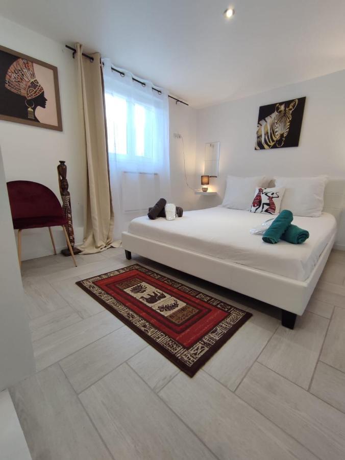 Appartement 100M2, Independant Dans Notre Maison Garennes-sur-Eure المظهر الخارجي الصورة