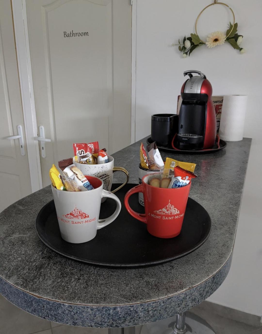 Appartement 100M2, Independant Dans Notre Maison Garennes-sur-Eure المظهر الخارجي الصورة